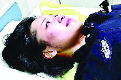 是权力太猖狂还是女交警不懂事?